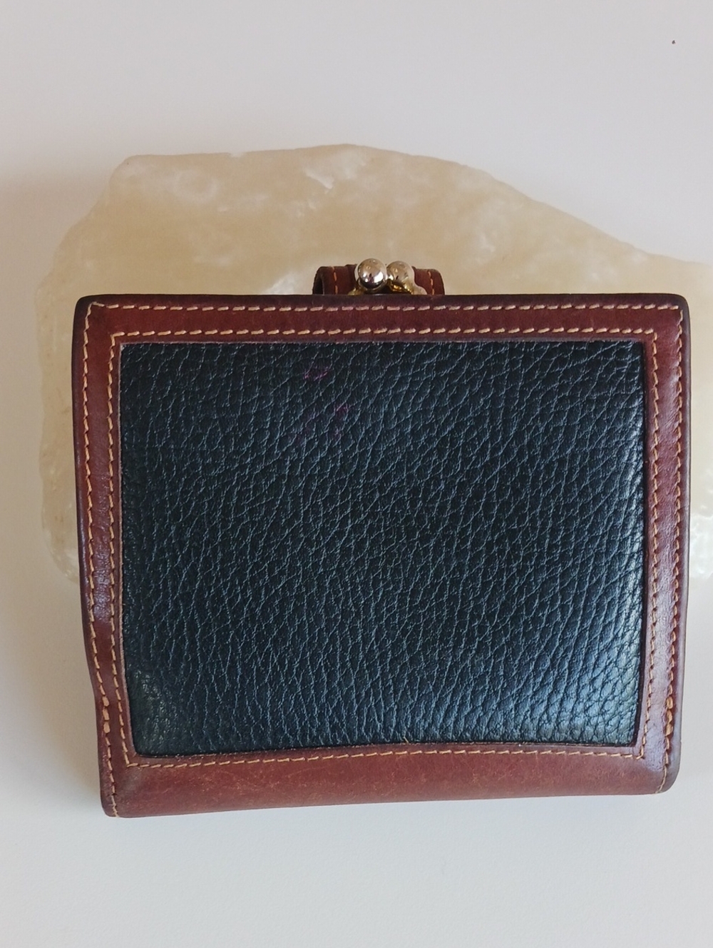 Vintage Coach Sheridan Wallet - Picture 2 of 13